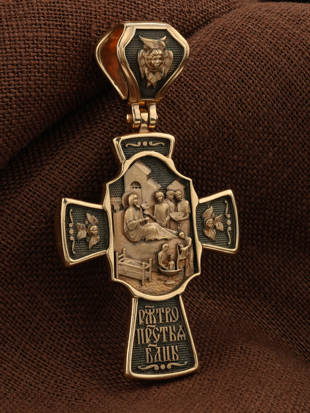 Крест из золота