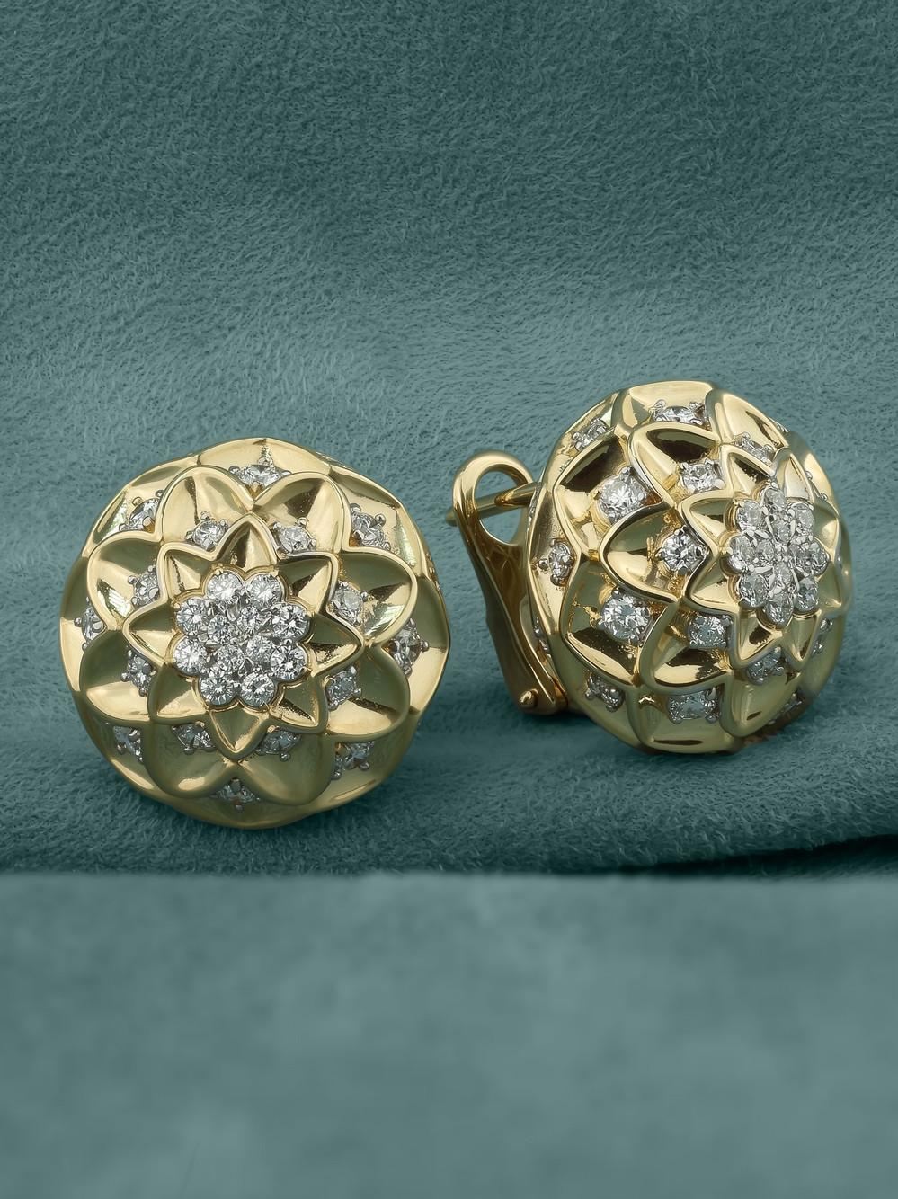 Серьги из лимонного золота c бриллиантами