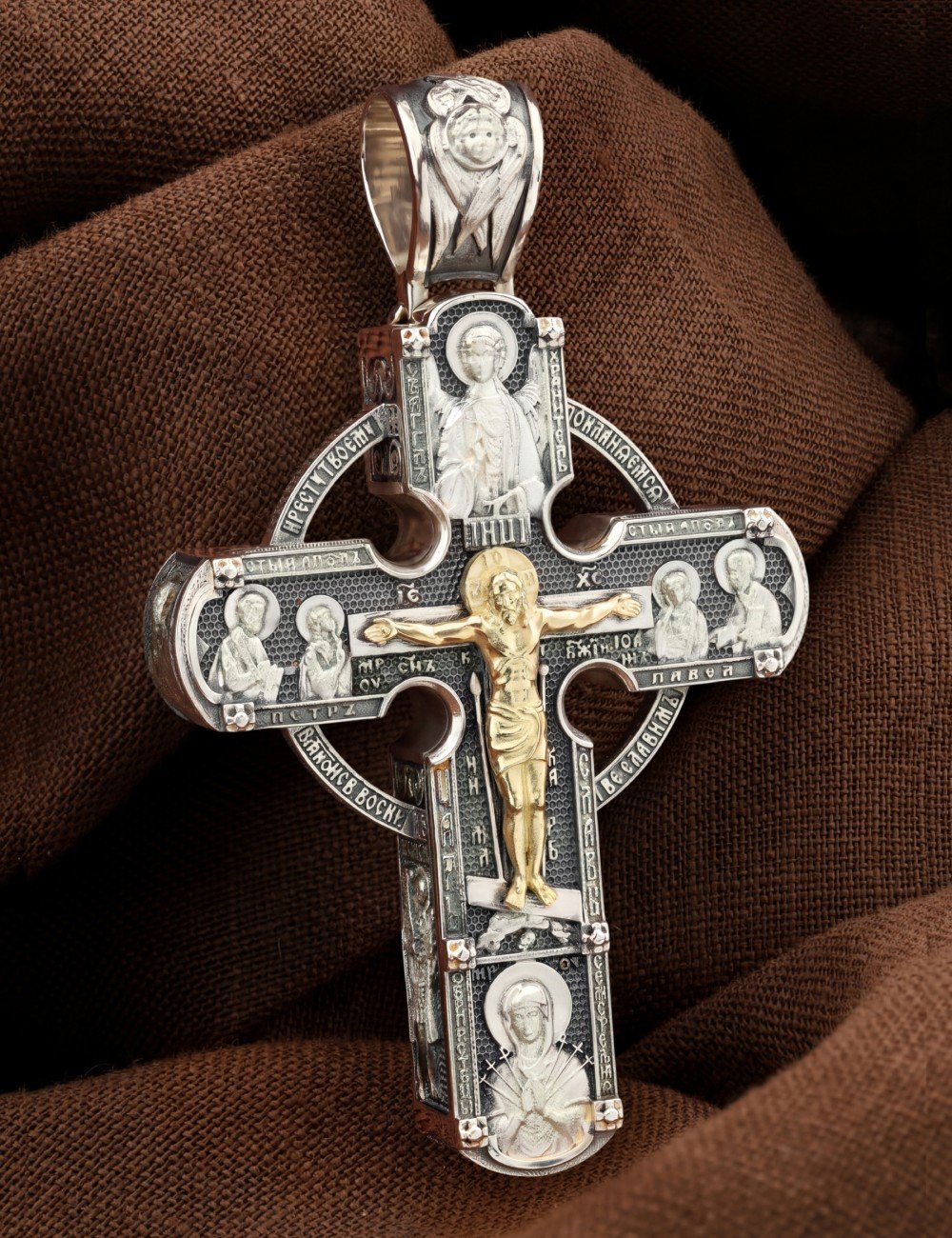 Крест из серебра и золота