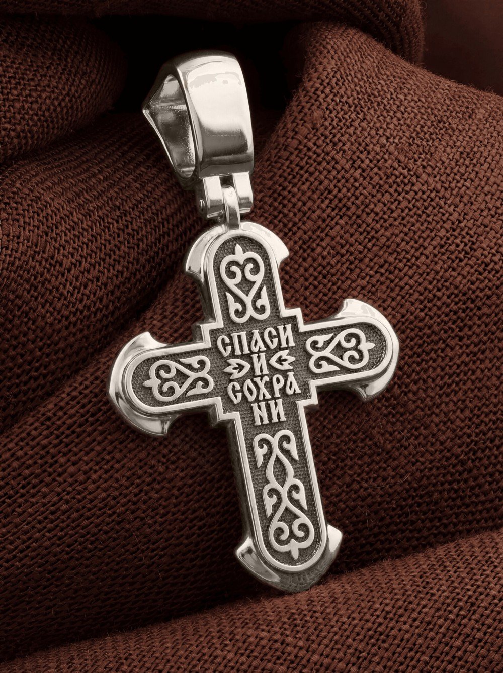 Крест из белого золота