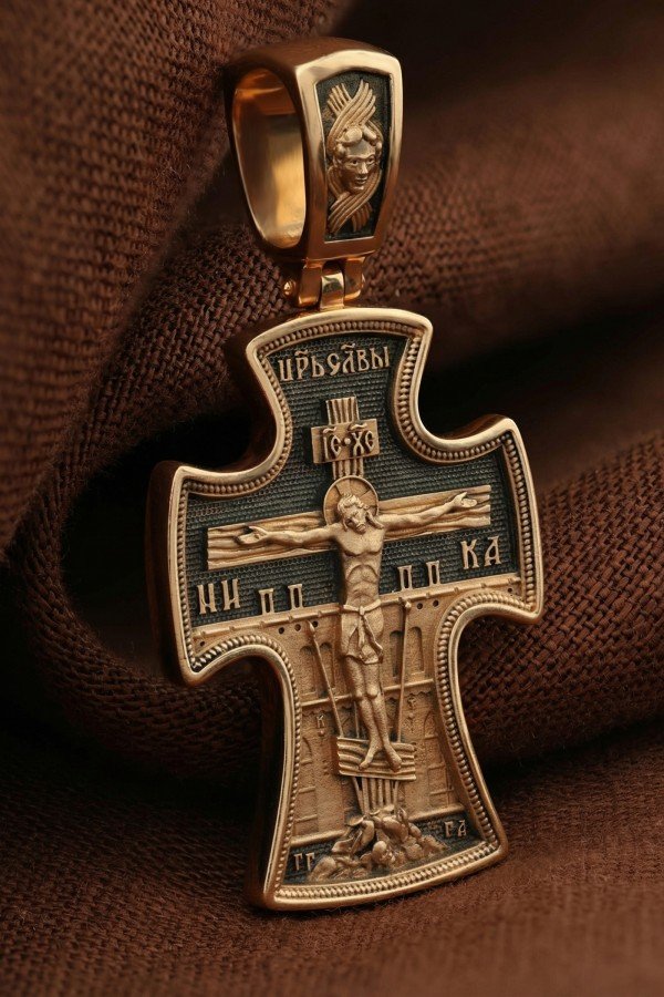 Крест из золота