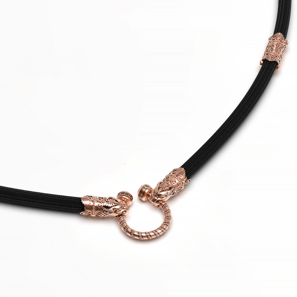 Шнурок шёлковый из золота c шёлковым шнурком