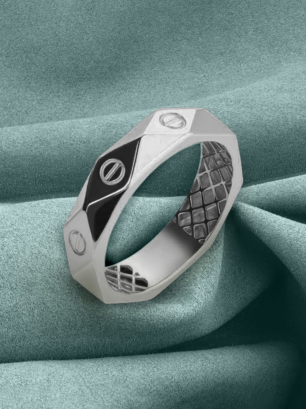 Кольцо из белого золота