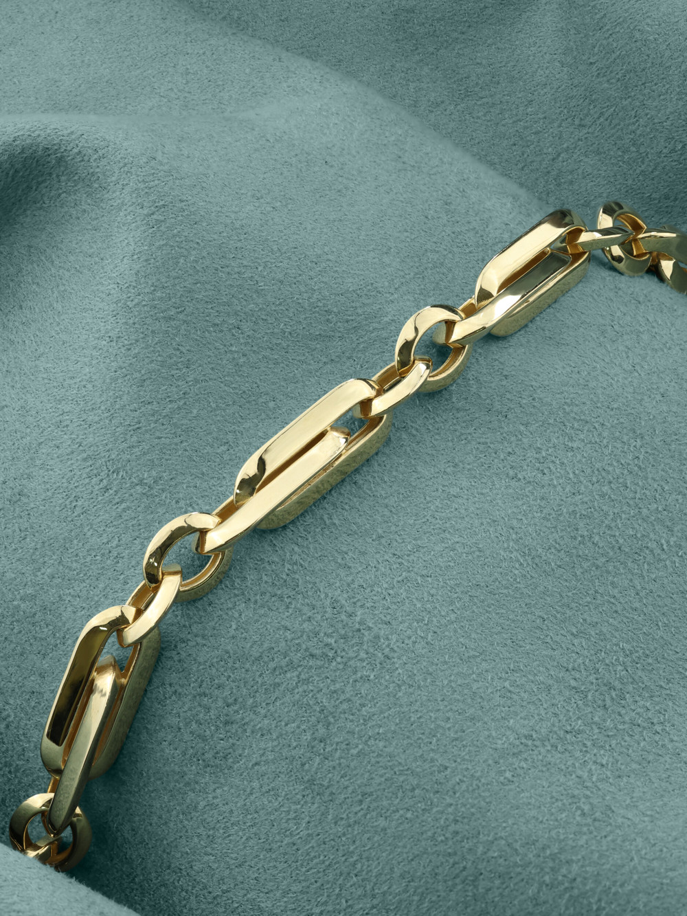 Браслет из лимонного золота