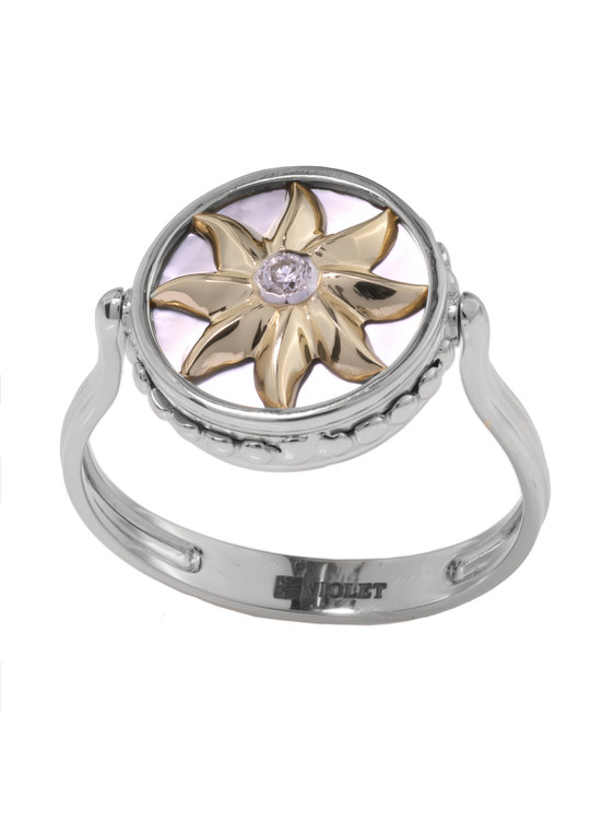 Кольцо из белого золота c бриллиантами, ониксом и перламутром