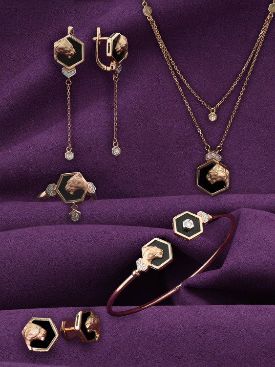 Серьги из золота c бриллиантами и ониксом