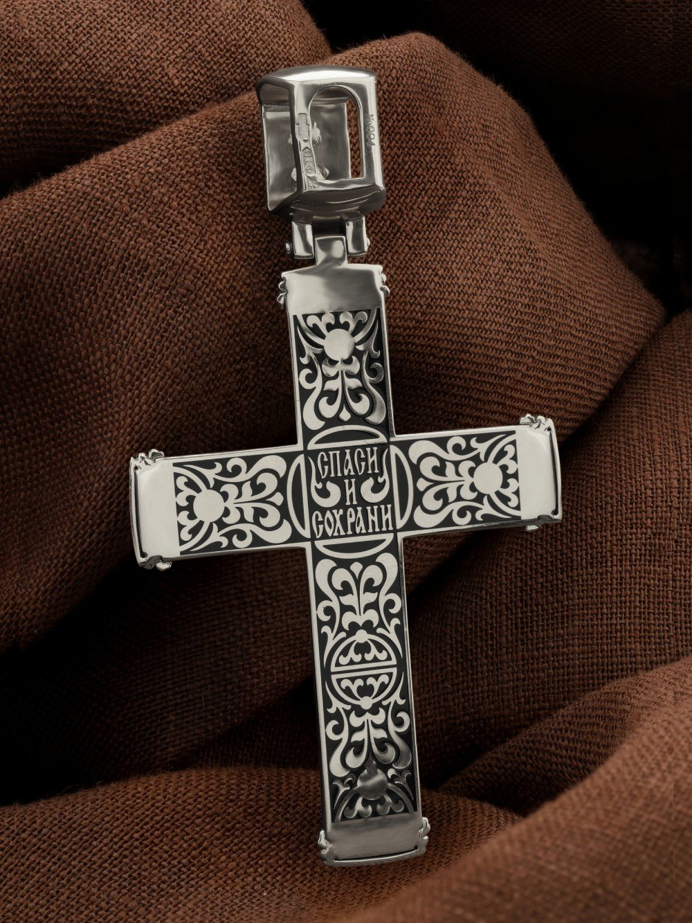 Крест из белого золота c эмалью и эбеновым деревом