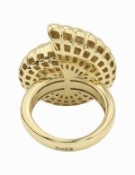 Кольцо из лимонного золота c рубином