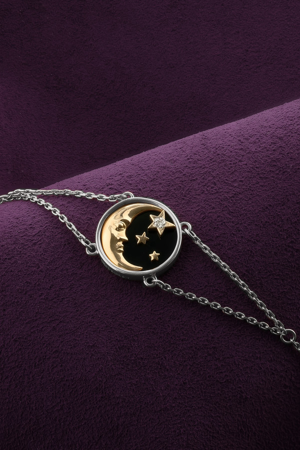 Браслет из белого золота c бриллиантами и ониксом