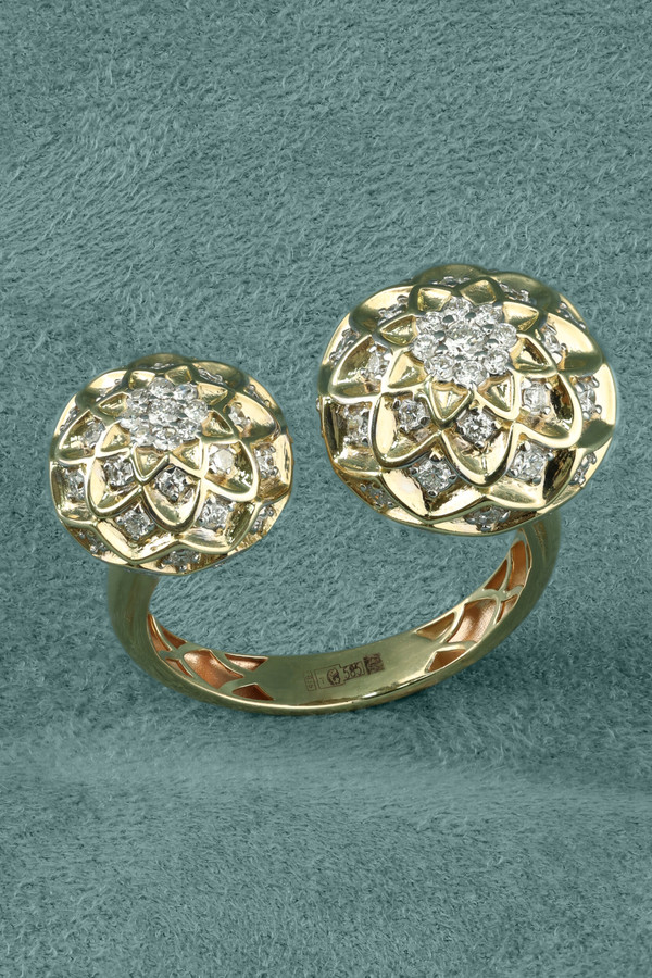 Кольцо из лимонного золота c бриллиантами