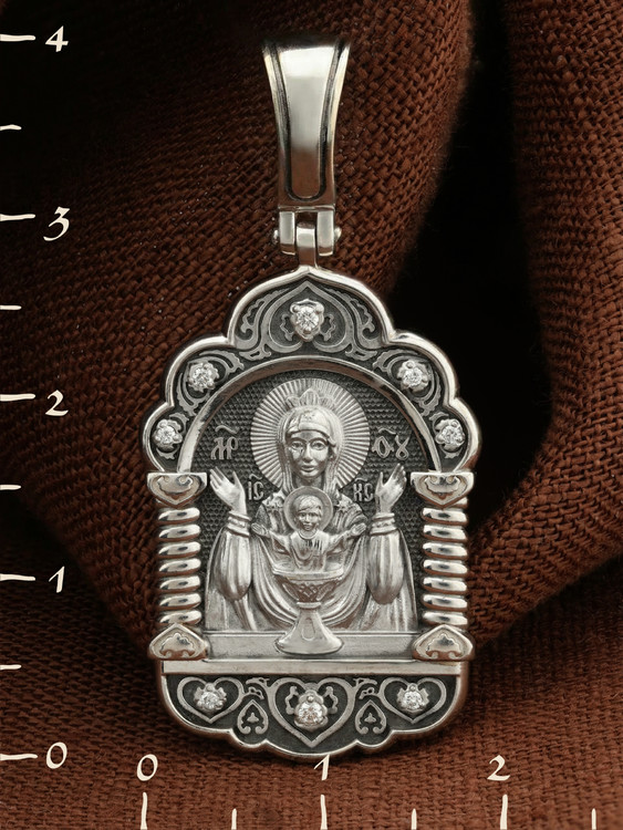 Образок из белого золота c бриллиантами