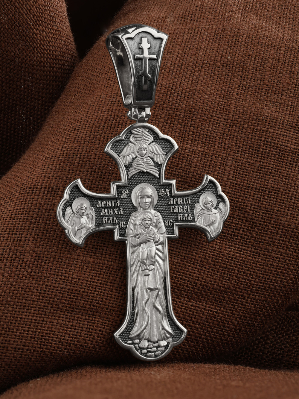 Крест из белого золота