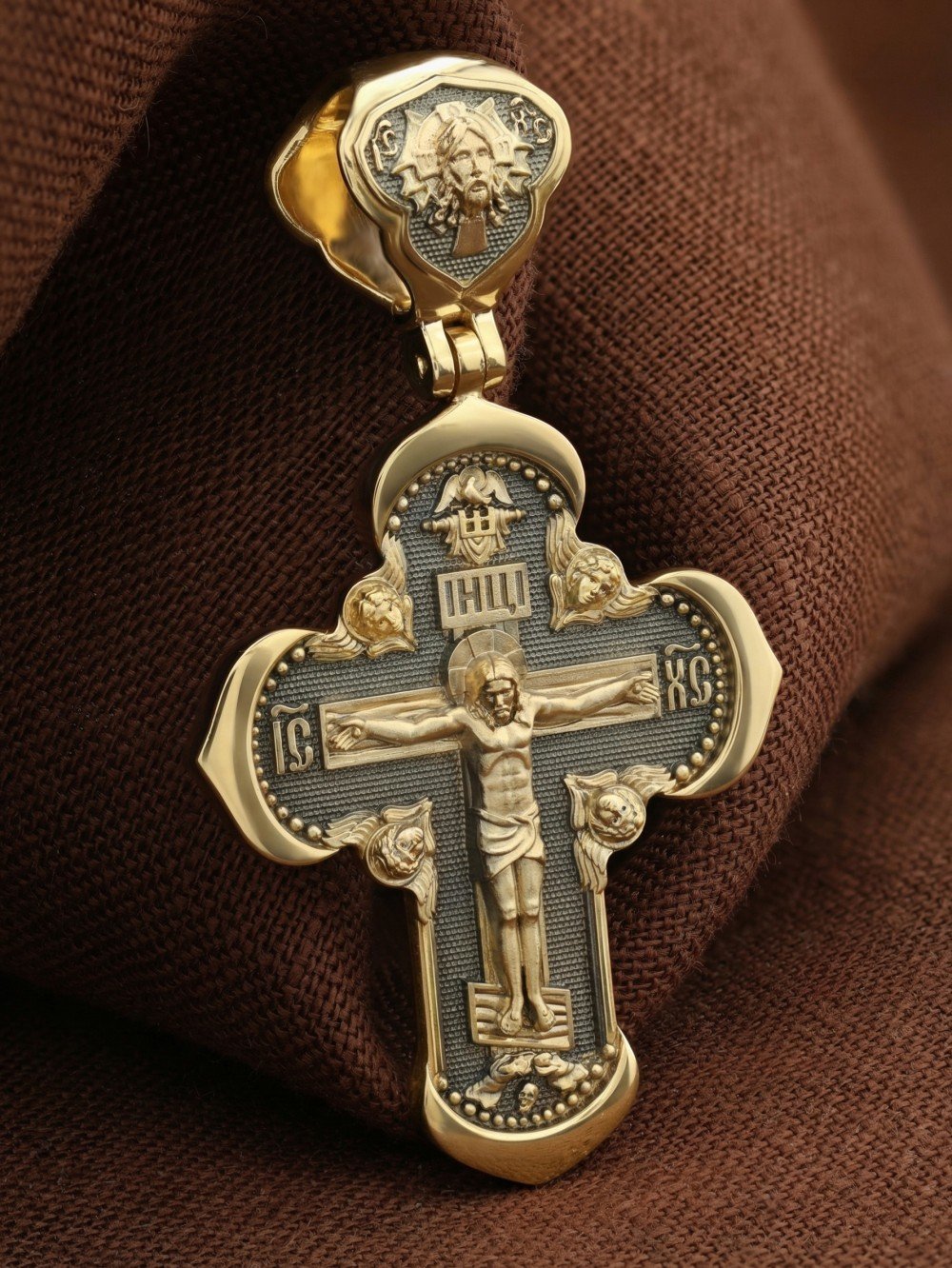 Крест из лимонного золота