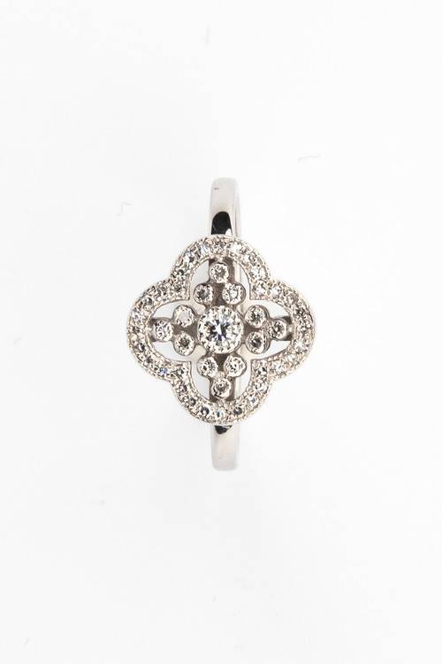 Кольцо из белого золота c бриллиантами