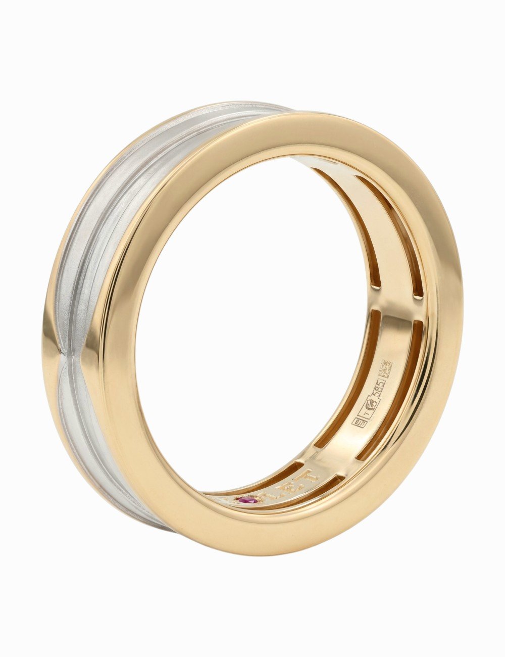 Кольцо из золота c рубином