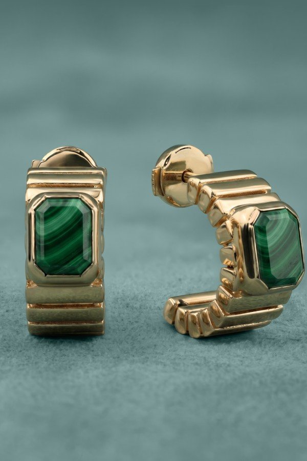 Серьги из золота c малахитом