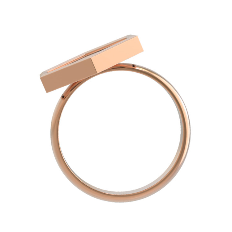 Кольцо из золота c перламутром