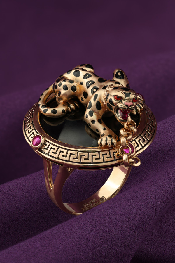 Кольцо из золота c эмаль , ониксом и рубином