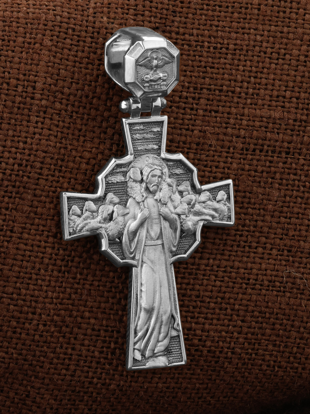 Крест из белого золота