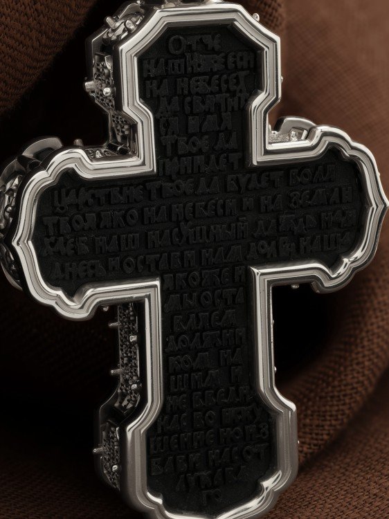 Крест из белого золота c эбеновым деревом