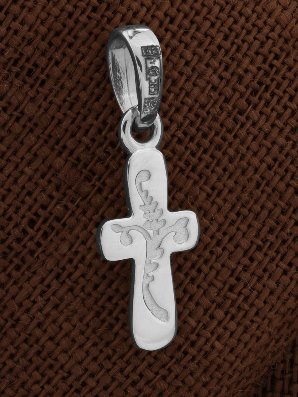 Крест из белого золота