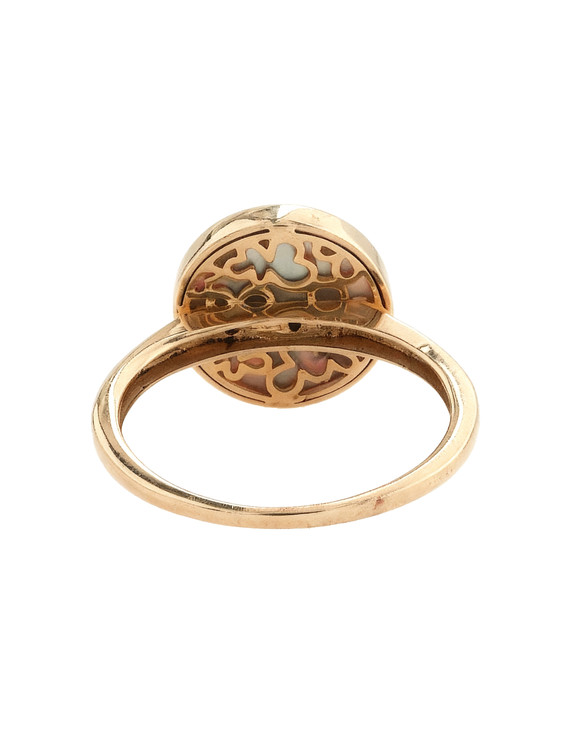 Кольцо из золота c бриллиантами и перламутром