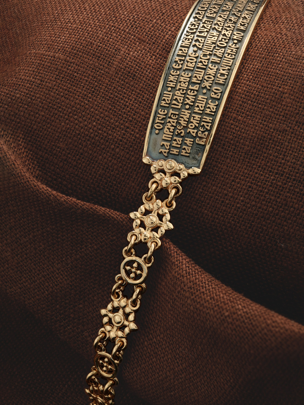 Браслет из золота