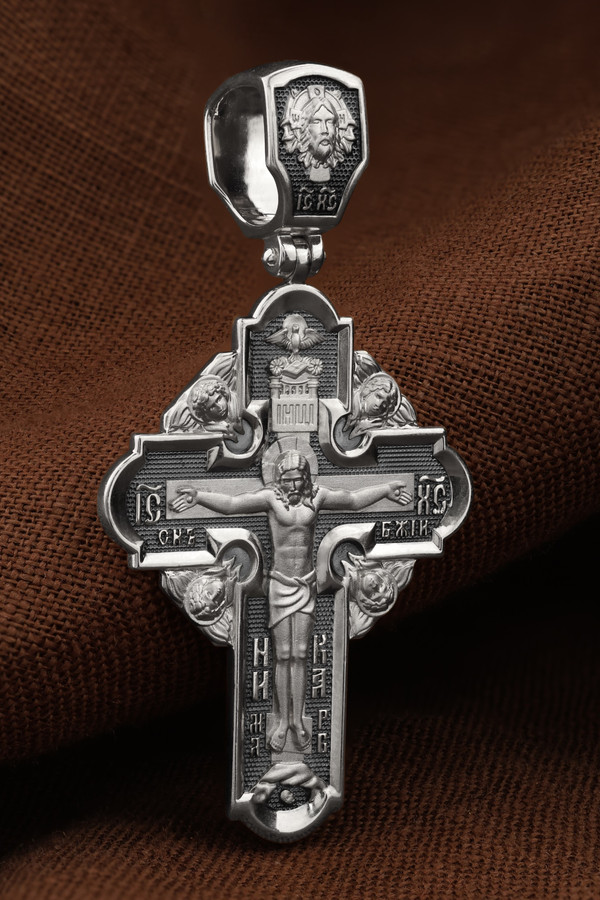 Крест из белого золота