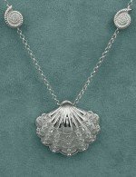 Колье из белого золота