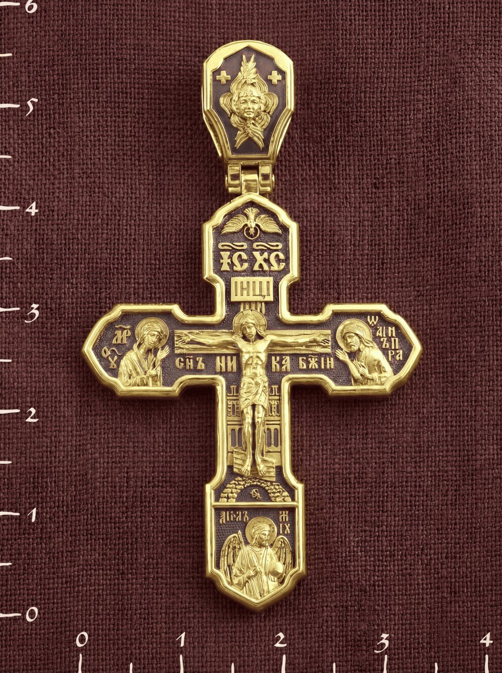 Крест из лимонного золота