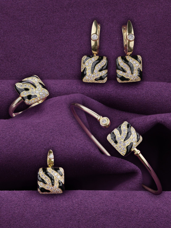 Серьги из лимонного золота c эмаль и бриллиантами