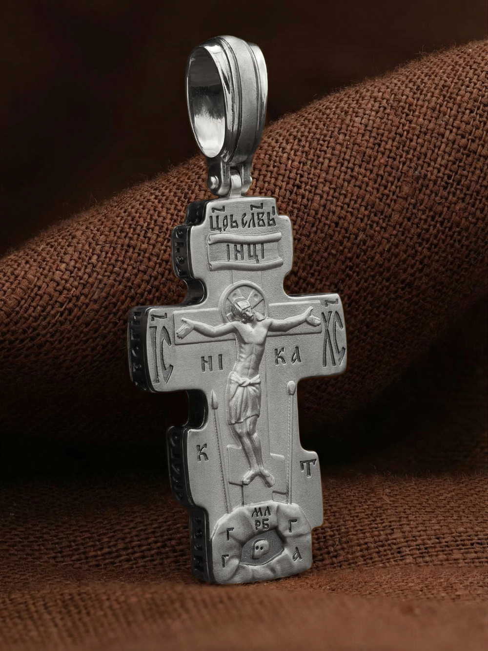 Крест из белого золота